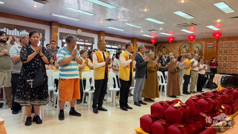 大眾參與莊嚴的新春祈福法會，共同祈願新歲平安、社會祥和