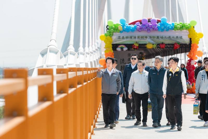 賴清德總統今（13）日上午出席「水脈相連，區域共榮」雲嘉南灌溉系統串接工程計畫竣工通水典禮