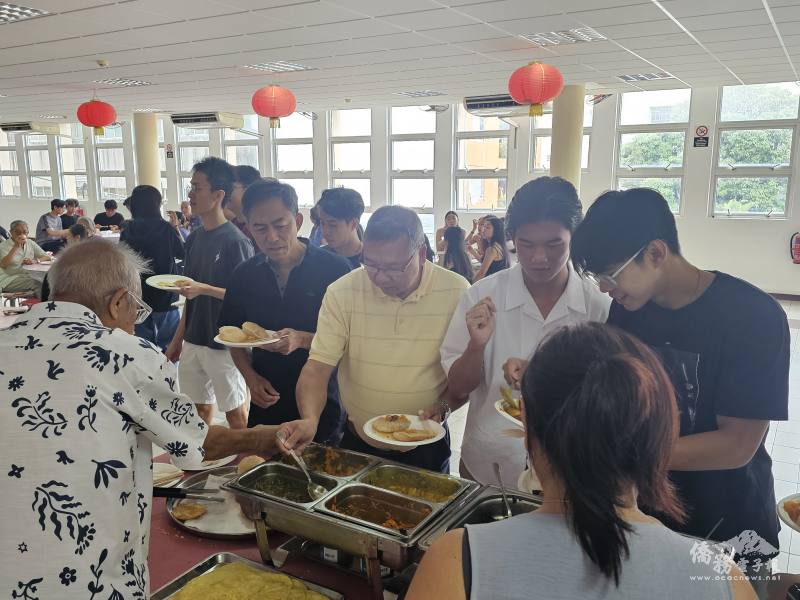 團員分享美食和回憶台灣美食