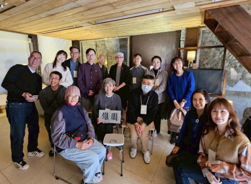 由港、台藝術文化工作者組成的團體「藝術是Q彈」，14日在台北萬華剝皮寮歷史街區舉辦「移植」Transplantation心理健康X設計講座。（台港經濟文化合作策進會提供）