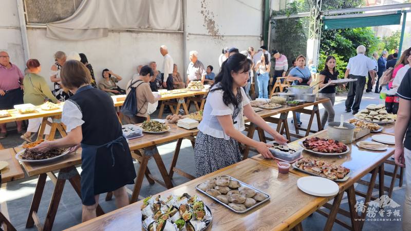 廚房志工精心準備臺灣傳統美食，為活動增添濃厚家鄉味