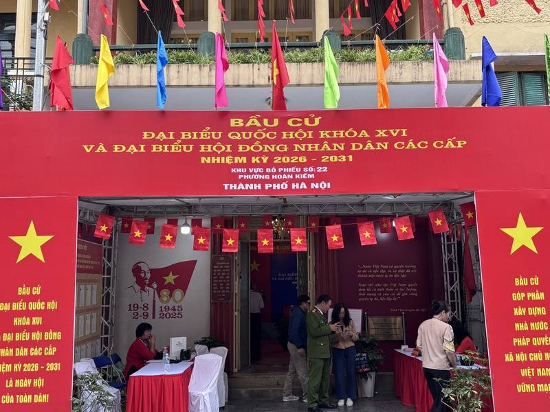 15日為越南選舉日，河內老城區的這棟古蹟化身為投票所。1945年，胡志明主席正是在這裡起草越南民主共和國獨立宣言。