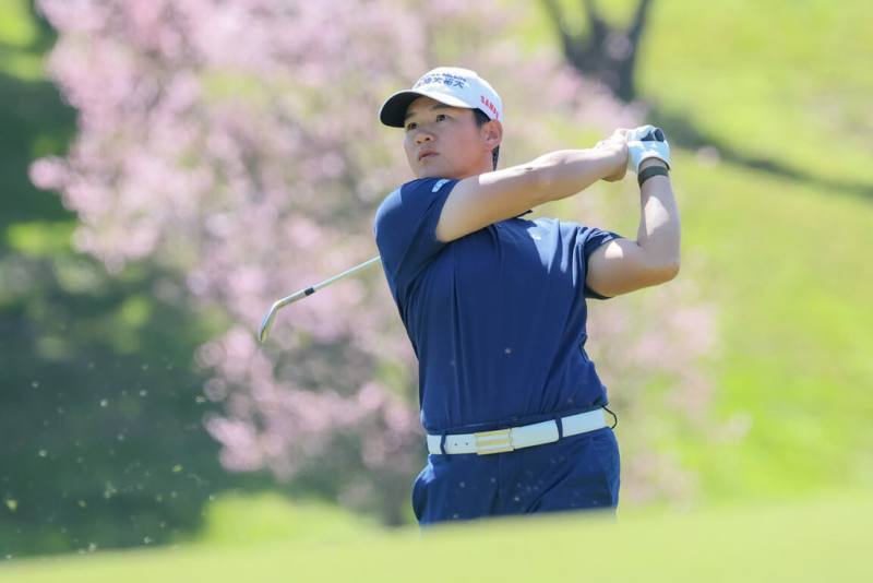 台巡、日巡共同認證的台灣鴻海女子高爾夫公開賽，15日進行最終回合，「微笑球后」曾雅妮（圖）強勢反彈，以4天高於標準7桿的295桿，與台灣好手陳敏柔並列第6，為台將中最佳。（TLPGA提供）