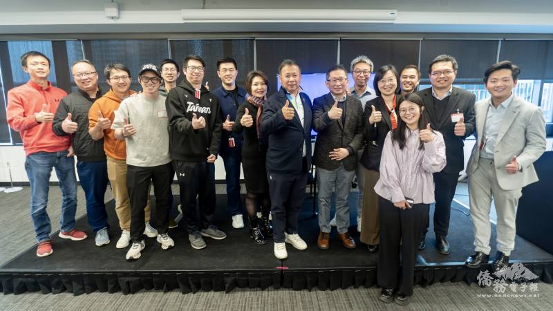 主辦單位代表、主講人及貴賓合影