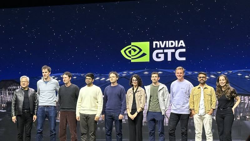 黃仁勳18日與全球多位AI公司創辦人，在GTC大會現場針對開源模型發展對談。