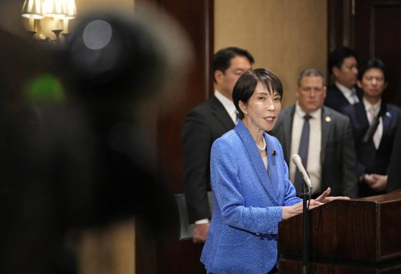 日本首相高市早苗（圖）訪問美國，於白宮與美國總統川普舉行會談後接受媒體採訪。（共同社）