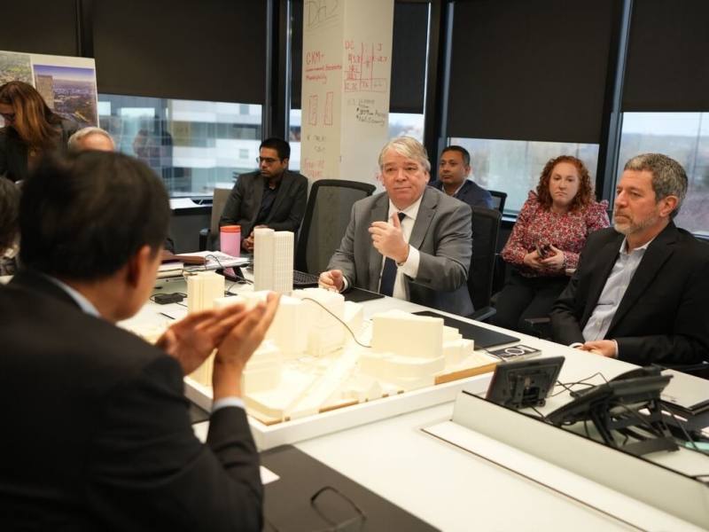 台中市長盧秀燕率團訪美，已於21日返台，中市府22日說明期間曾到訪紐澤西州參訪創新園區，與園區代表交流，汲取產學研經驗。（台中市政府提供）