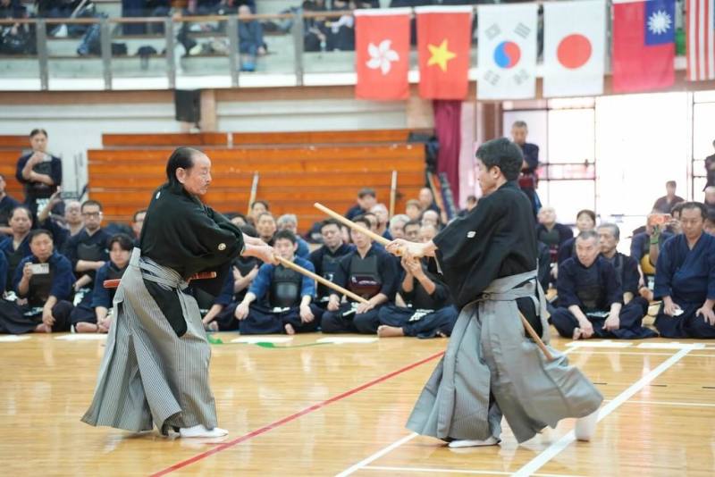2026年國際城市劍道文化交流大會21日於高雄武德殿舉行首輪個人賽，22日移師國立中山大學進行個人16強及團體賽。（高雄市文化局提供）