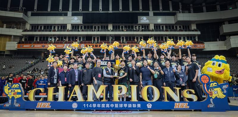 賴清德總統22日晚間前往臺北小巨蛋觀看「114學年度高級中等學校籃球甲級聯賽（HBL）總決賽」男子組冠軍賽