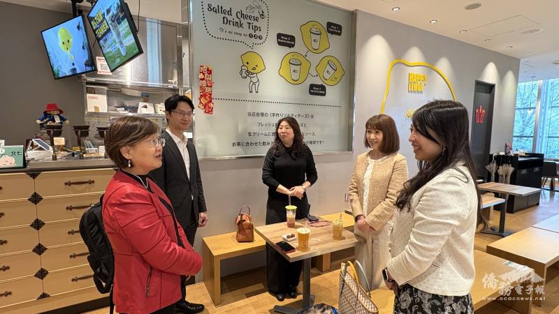 僑務委員會委員長徐佳青訪視特約商店