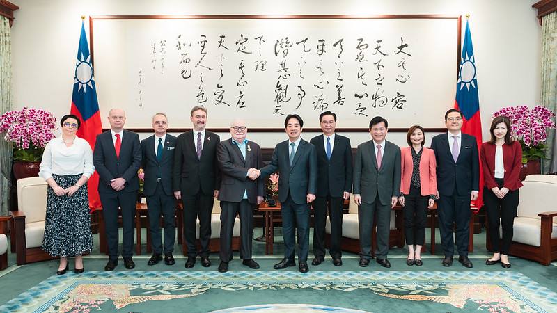 President Lai Ching-te meets with a delegation led by former President Lech Walesa of Poland.