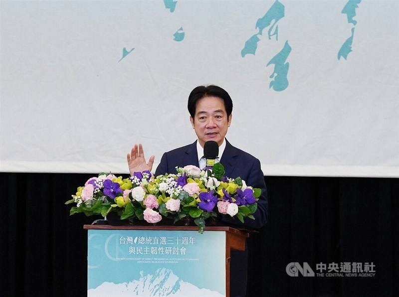 President Lai Ching-te delivers a remark during a March 14 symposium on democracy and on the 30th anniversary of the first direct presidential election in Taiwan. CNA file photo