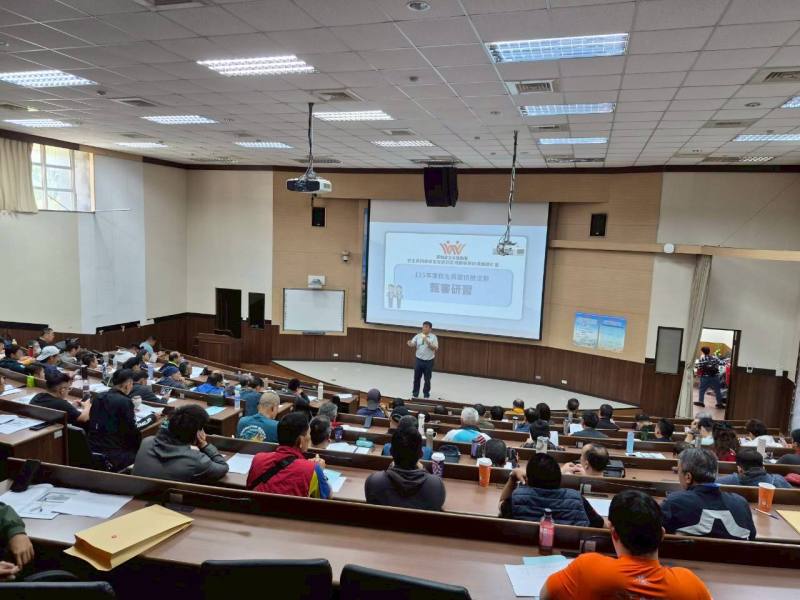 今年已開放持有限期內之「各級救護技術員」證書或衛生福利部核可之急救證書者，文件審查通過後，可免測對應之急救項目測驗。