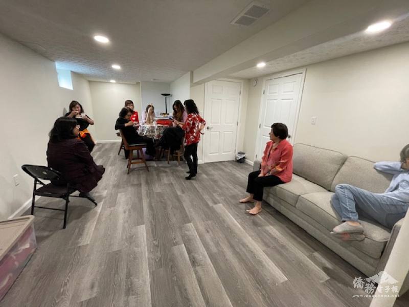 會員討論年會表演節目