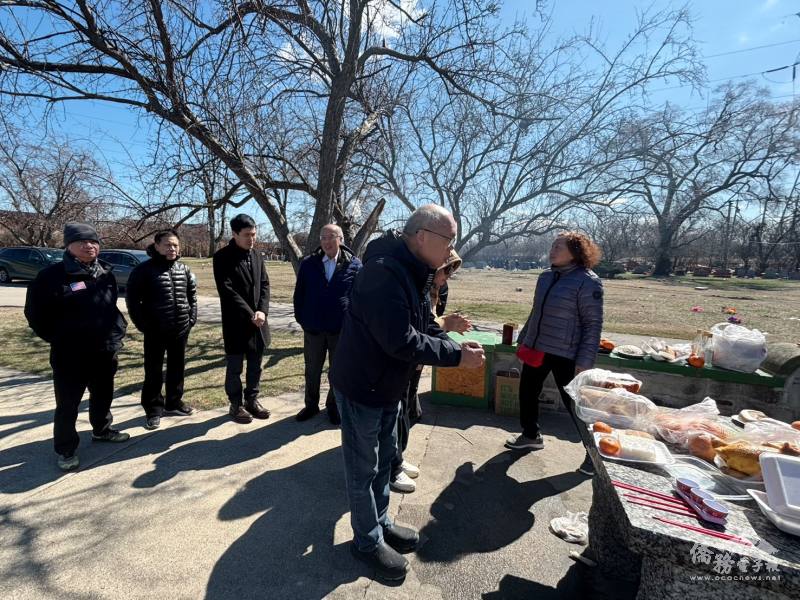 芝加哥中華會館舉行清明祭祖儀式