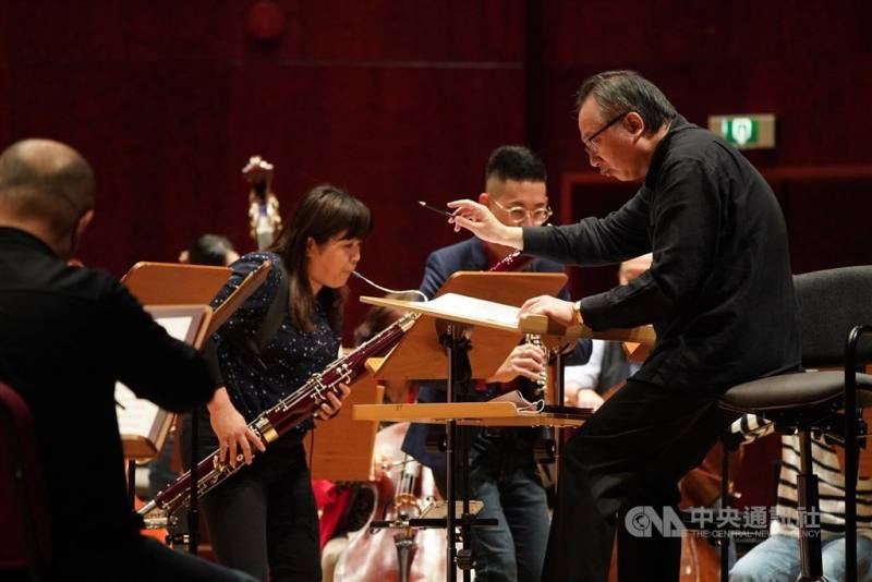 NSO國家交響樂團29日將由榮譽指揮呂紹嘉領軍，演出貝多芬第9號交響曲「合唱」。（中央社檔案照片）