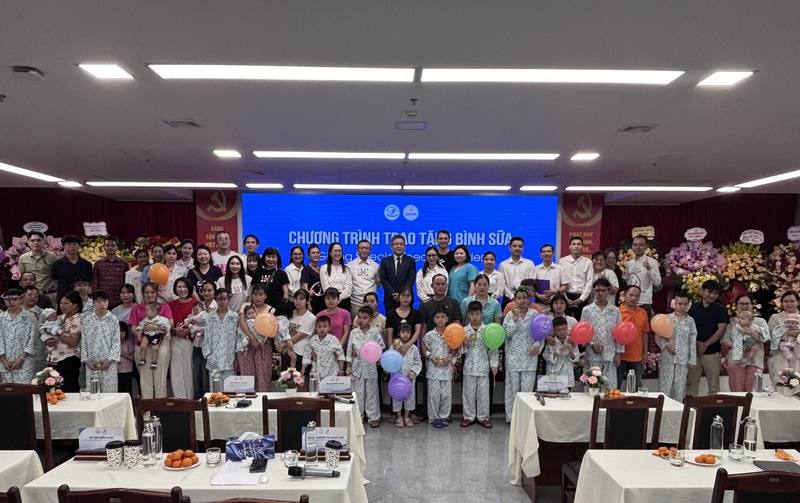 羅慧夫顱顏基金會與長庚醫院團隊除了進行第19次義診行動外，也舉辦醫療個案研討會。河內市立兒童醫院顱顏中心表示，基金會對中心設立提供許多協助。