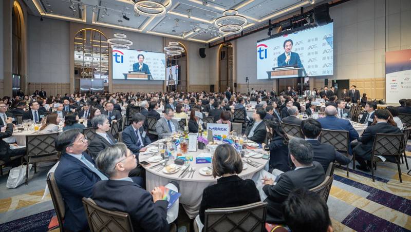 President Lai attends the 2026 Hsieh Nien Fan hosted by the AmCham Taiwan.