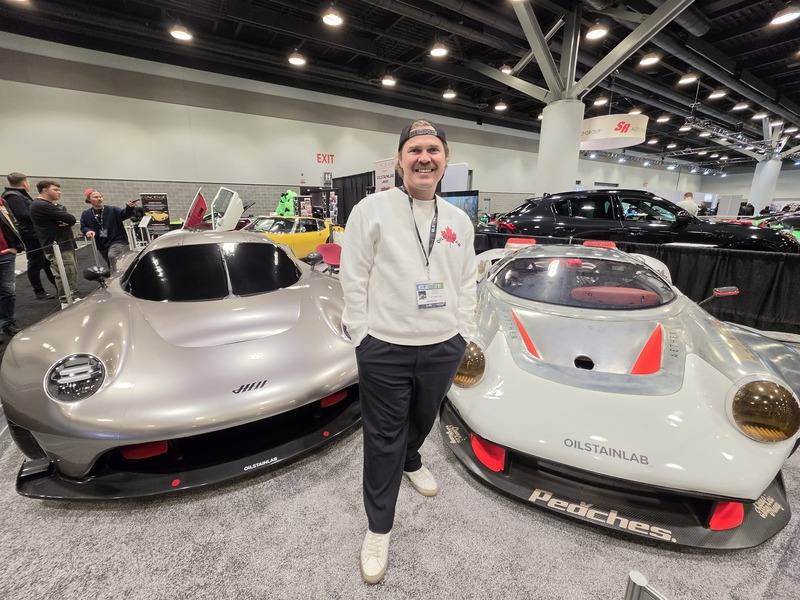 超級跑車製造商Oilstainlab創辦人之一尼基塔．布萊登（Nikita Bridan）說創新的HF-11是致敬過去。