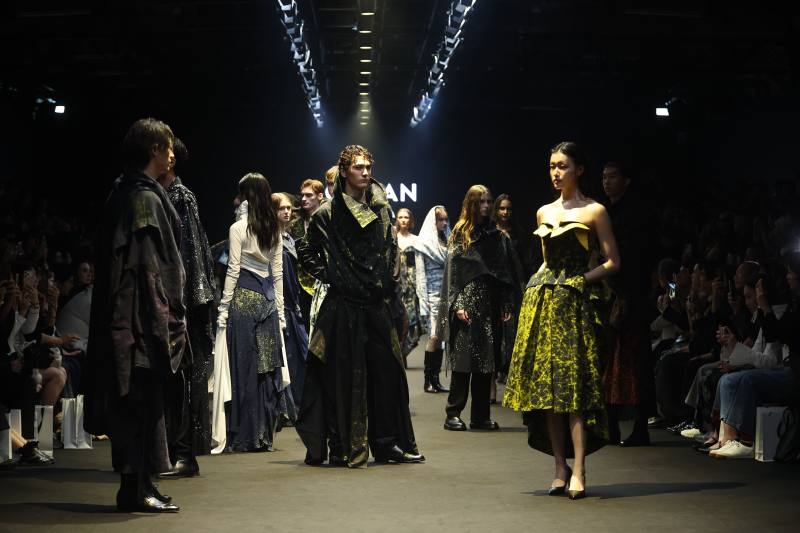 「臺北時裝週AW26 」首場Runway 秀26日由臺灣時裝品牌「C JEAN」打頭陣。