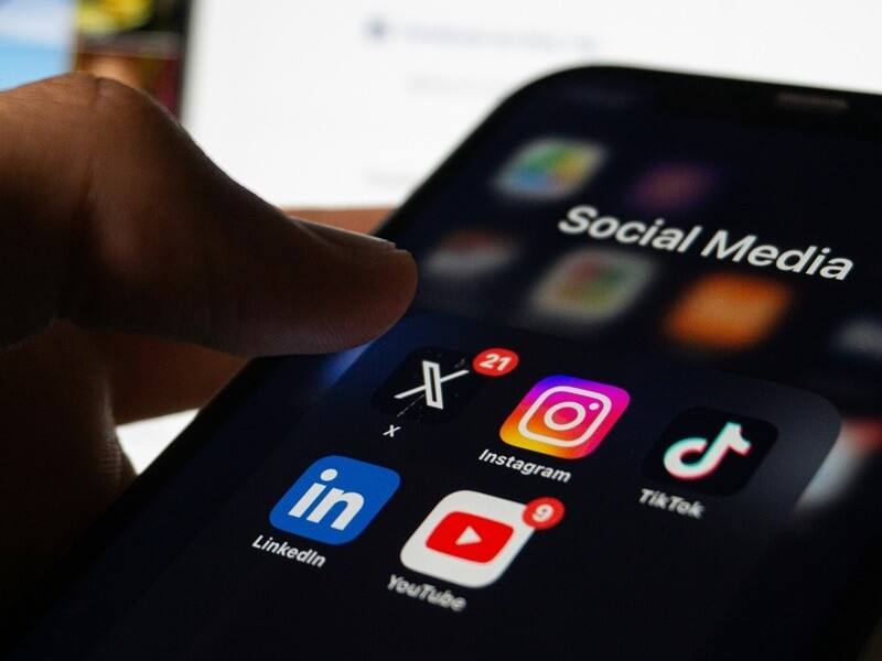 奧地利政府計畫推出社群媒體規範，禁止14歲以下兒少使用社群媒體。（圖取自Unsplash圖庫）