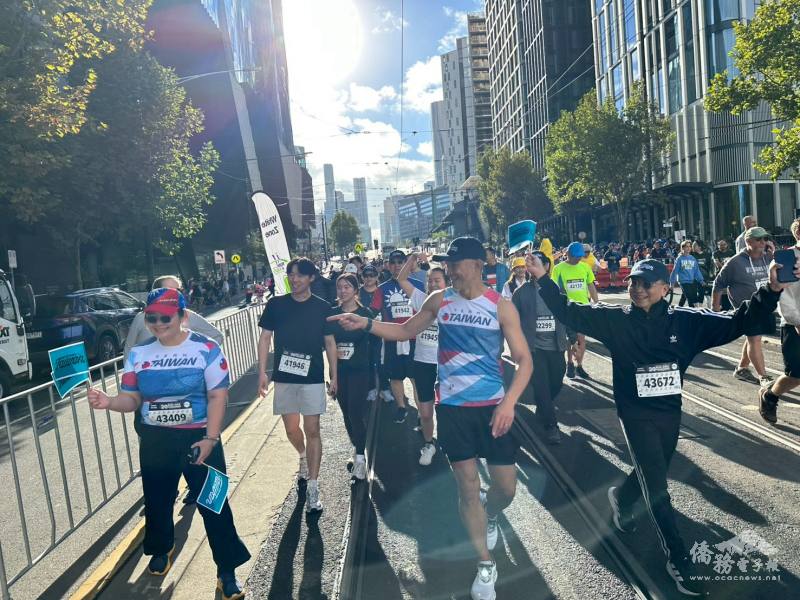 駐墨爾本辦事處呂明澤處長偕同仁參與Run for the Kids慈善路跑活動，與臺灣隊共同以行動支持兒童醫療、展現公私協力外交能量