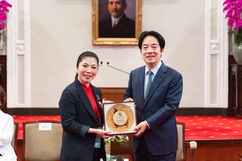 賴清德總統今（30）日上午接見「第33屆亞洲臺灣商會聯合總會回國訪問團」
