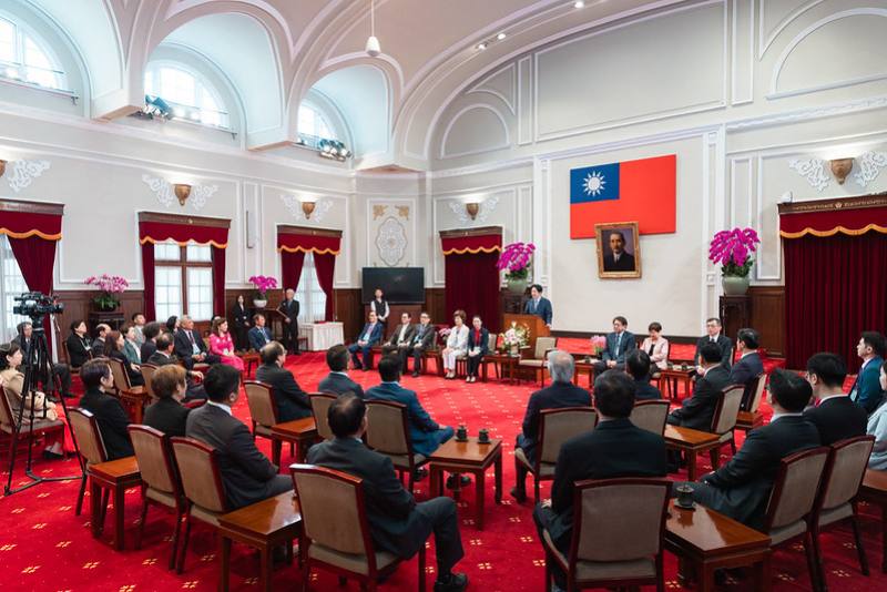 總統接見「第33屆亞洲臺灣商會聯合總會回國訪問團」