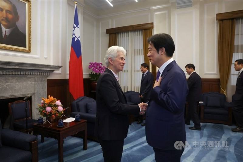 European Parliament member Marie-Agnes Strack-Zimmermann (left) meets with President Lai Ching-te at the Presidential Office on Tuesday. CNA photo March 31, 2026