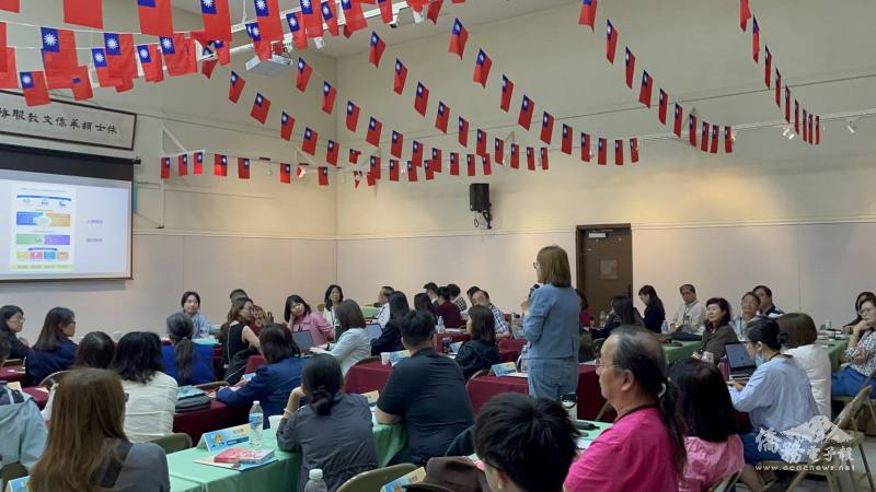 諮詢導師踴躍發言提問