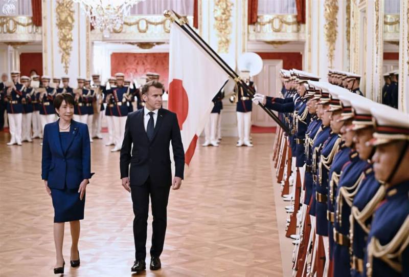日本首相高市早苗1日在東京與法國總統馬克宏舉行領袖會談。