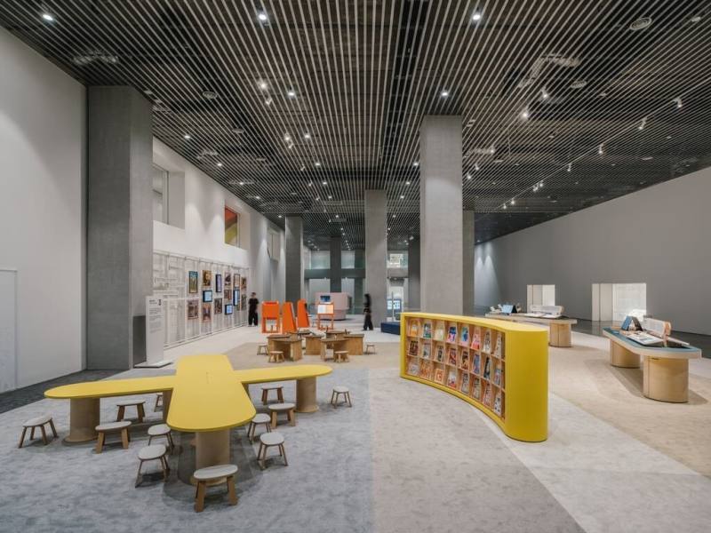 結合市立美術館與圖書館的台中綠美圖自2025年底開館後受到各方矚目，台中市立美術館1日宣布，5月19日起將正式啟動部分展覽收費制度，多數公共服務空間仍維持免費開放。