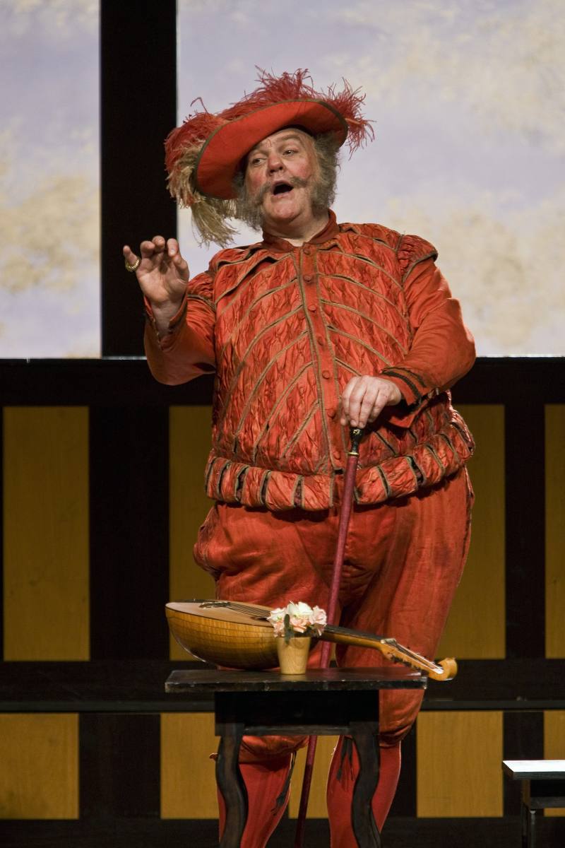 特菲爾2008年《法斯塔夫》演出。（Clive Barda 攝  國家兩廳院 提供）