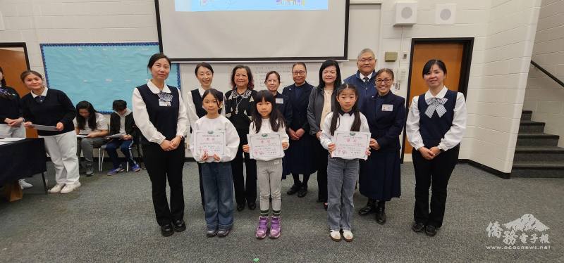 中年級表現優異學生領取多倫多慈濟人文學校獎狀