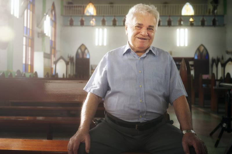 第2屆國家文化資產保存獎「保存貢獻類」得主暨「蘭陽舞蹈團」創辦人秘克琳神父（Fr. Gian Carlo Michelini）（圖）4日辭世，享耆壽91歲。文化部長李遠深表哀悼，文化部將呈請總統明令褒揚。（文化部提供）