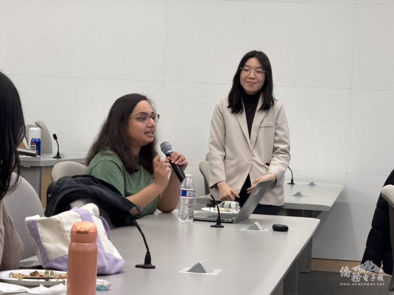 現場來賓向邱鈺涵提問請教 (林敬軒攝影)