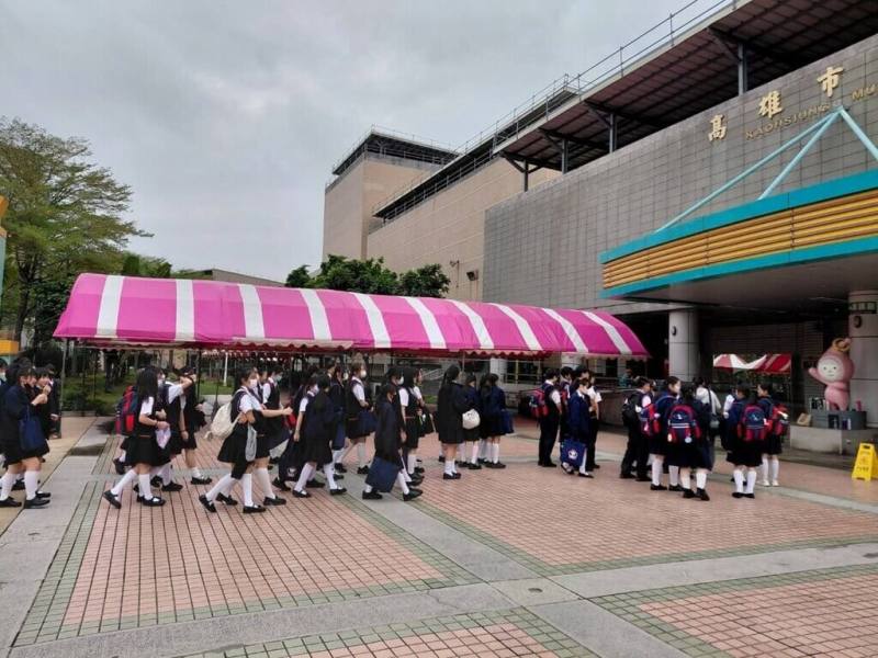 114學年度全國師生鄉土歌謠比賽8日起在高雄登場，為了推廣鄉土音樂之美，比賽期間均對外開放民眾觀賞。