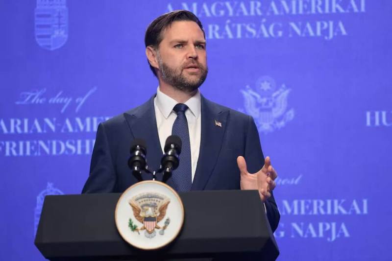 白宮表示，副總統范斯率團將前往巴基斯坦與伊朗進行談判。