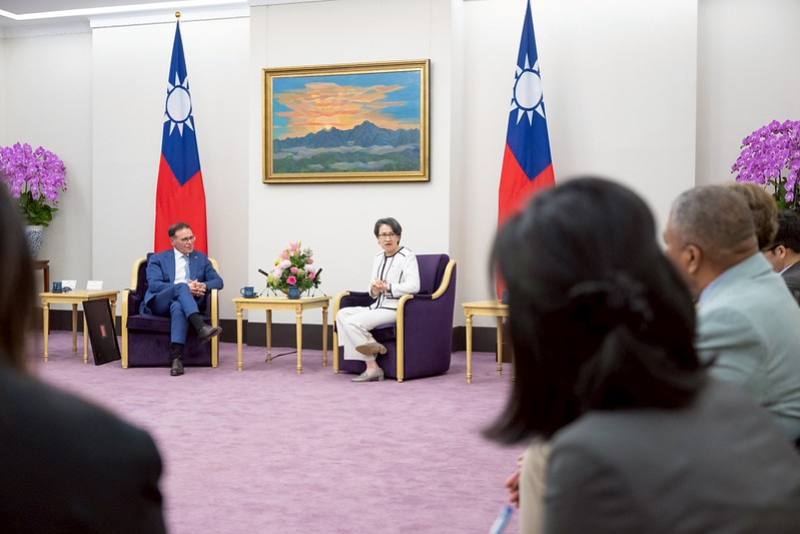 副總統接見加拿大聯邦參議員訪團　盼深化臺加夥伴關係並促進臺海和平穩定