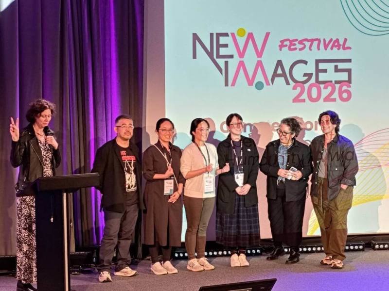 台灣導演謝筱婷、謝筱瑋的舞蹈VR（虛擬實境）作品The Awake以漸凍症為靈感，在巴黎新影像藝術節獲得人道特別獎。（巴文中心提供）