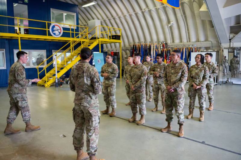 德國拉姆施坦空軍基地為美國空軍海外重要據點。圖為今年3月美軍在拉姆施坦空軍基地進行訓練。（取自拉姆施坦空軍基地官網）