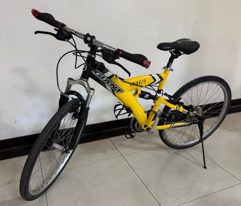 台北市動產質借處表示，為響應422世界地球日，與北市環境保護局合作辦理「雙22」惜物網拍賣活動，推出22件再生家具與22輛知名品牌單車。如26吋的21段變速單車，底價為新台幣600元。此次拍買檔期及展示時間從15日至22日止，拍賣物品將放置在環保局內湖展示場。