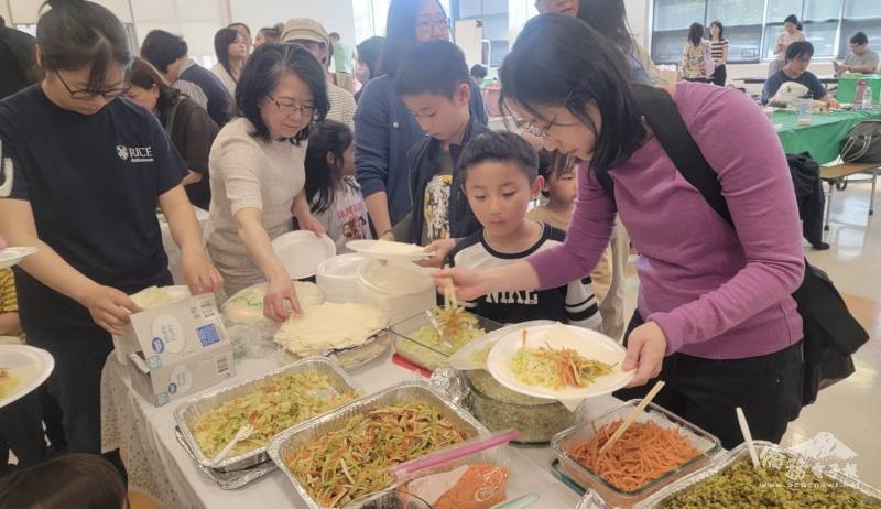華府臺灣學校舉辦清明節文化活動，以「潤餅體驗」為主軸，結合節慶介紹、語言教學與美食手作
