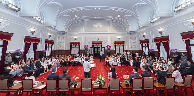 副總統接見「第33屆幼鐸獎得獎人及中華幼兒教育策進會陪同人員」