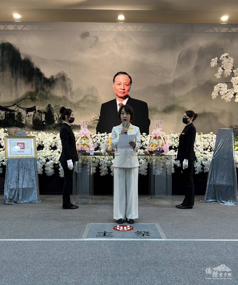 李姸慧致詞肯定王哲男先生畢生對僑界的貢獻