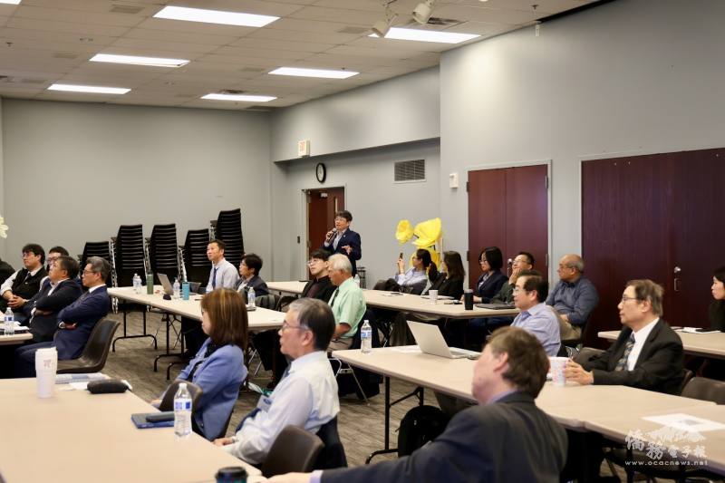 今年首度新增的專家論壇，針對電動車發展、自動駕駛突破、車聯網生態系及AI應用等議題展開深度對談，獲得與會者一致好評。