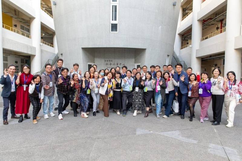 教育部18日發布新聞稿指出，近期舉辦的「全國新住民語文教育輔導團年會」，有300多名各縣市教師、學者專家與會。（教育部提供）