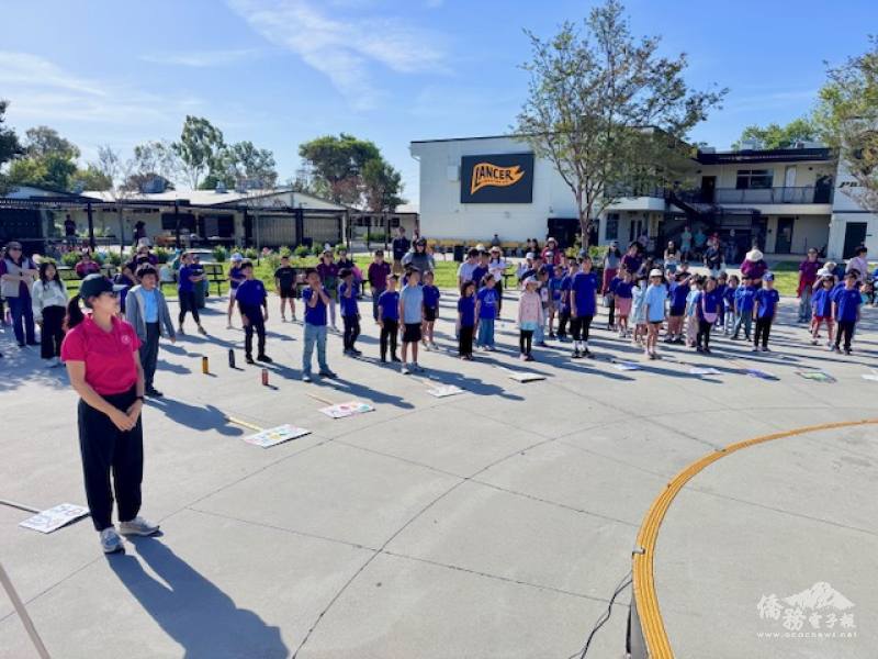 全校集體做大會操