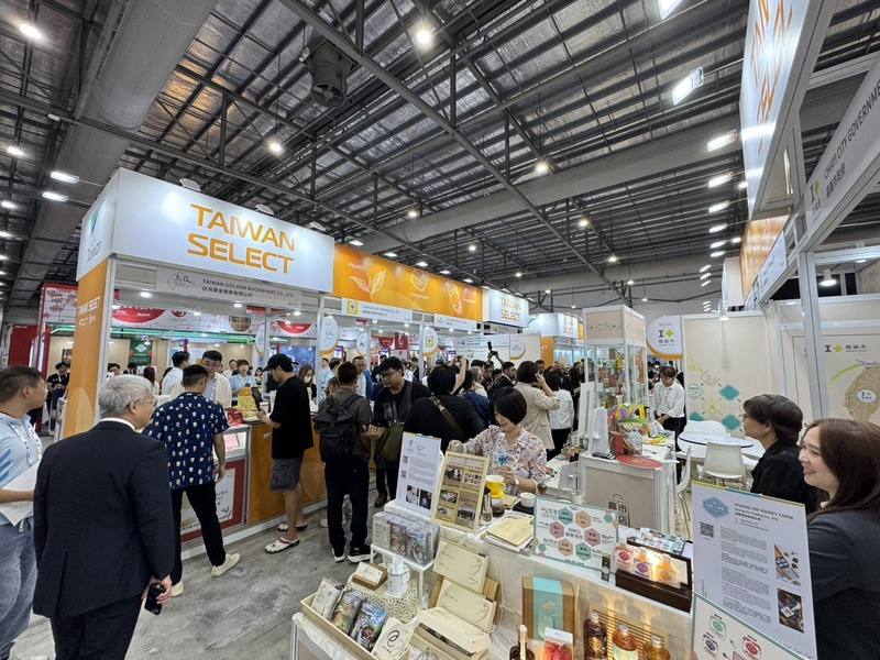 新加坡國際食品展21日登場，貿協設立台灣館精選台灣食品與飲品品牌參展。