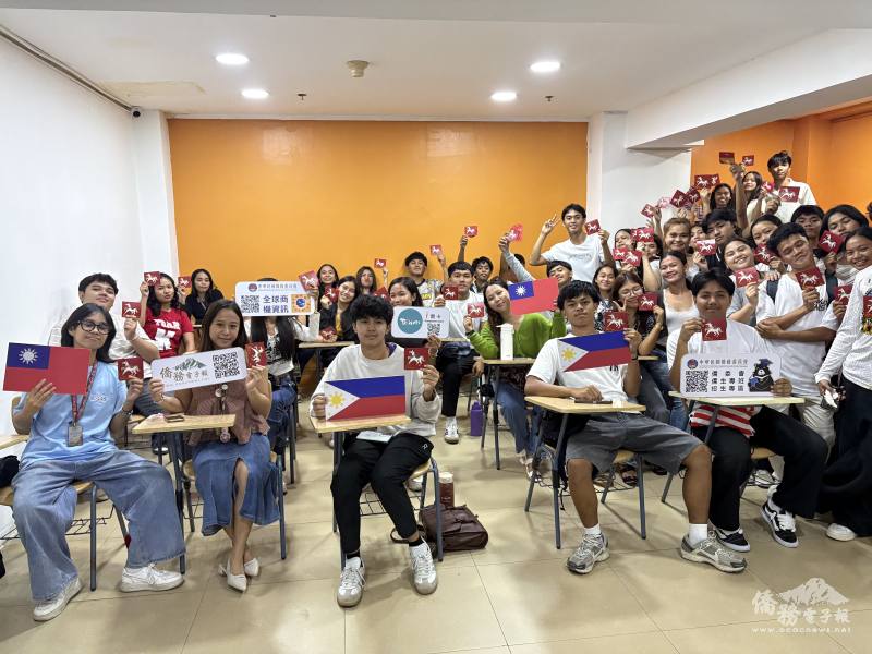 與會教師與學員共同合影，呈現課程圓滿進行及團隊凝聚力